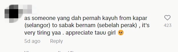 Netizens commending him for his efforts. Source: Lia (TikTok)